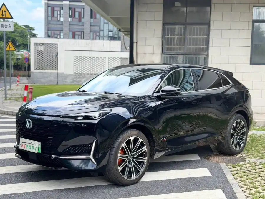 Changan UNI-K iDD iDD 1.5T 130km Premium