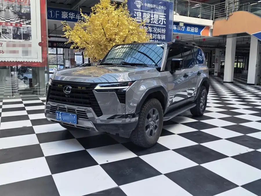 Lexus GX 550h OVERTRAIL