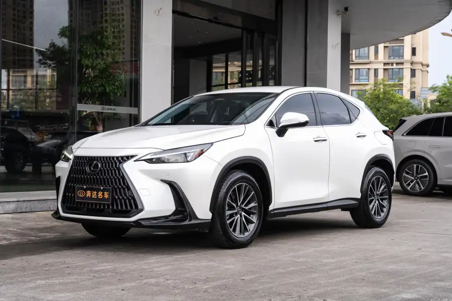 Lexus NX 350h 2WD
