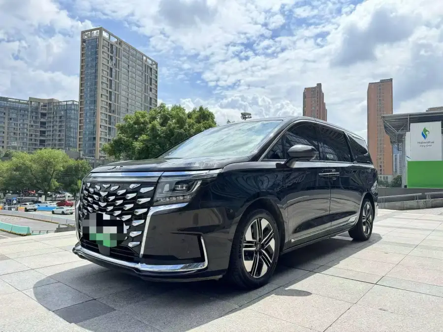 JAC Refine RF8 PHEV 1.5T 150KM Flagship