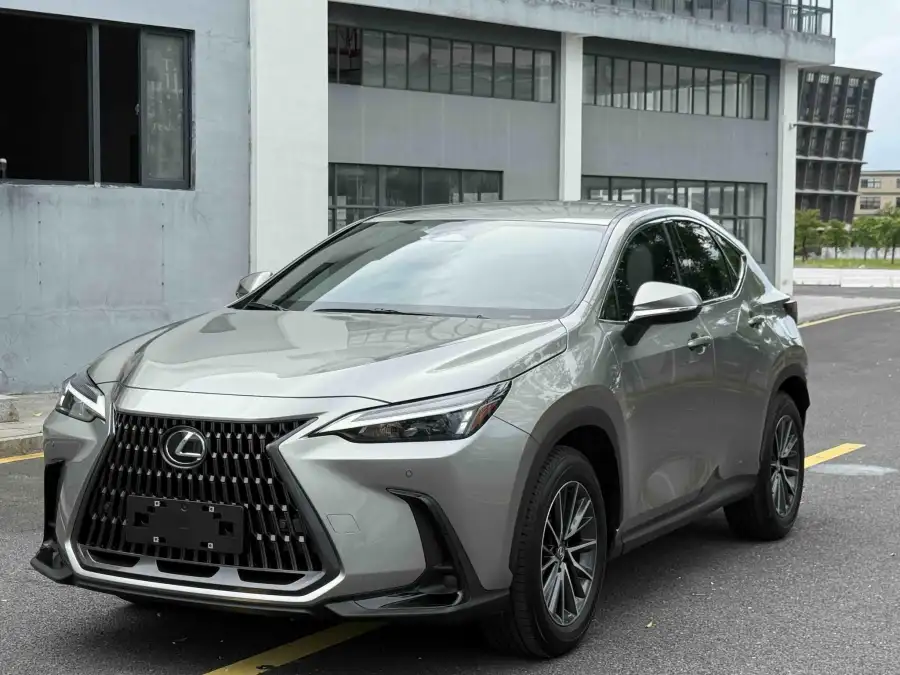 Lexus NX 350h 2WD