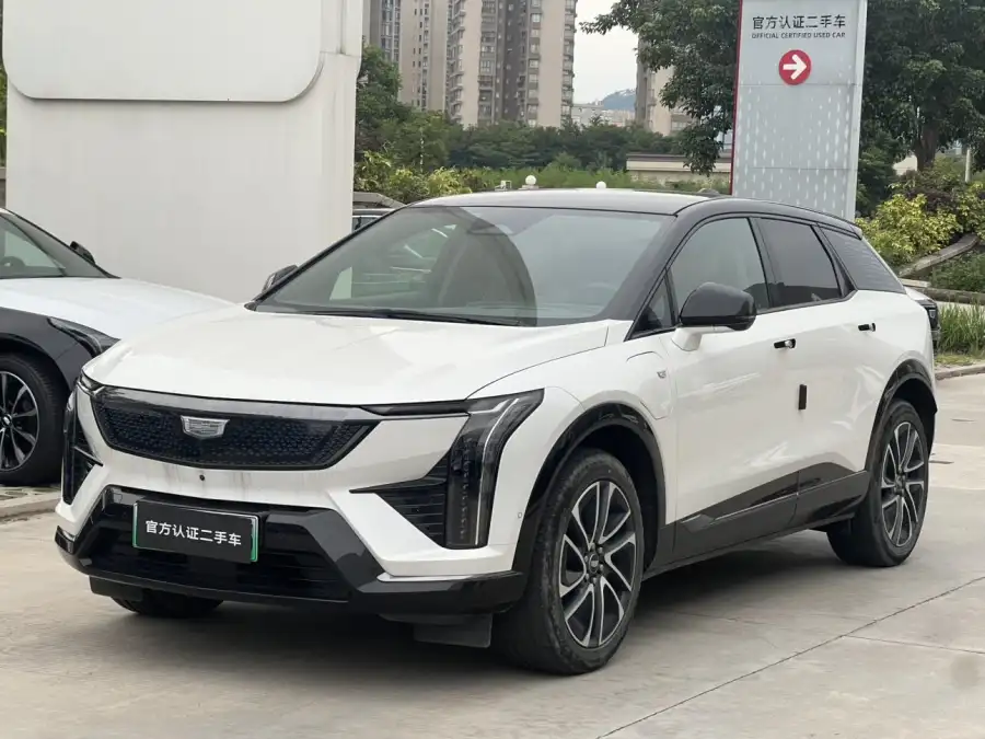 Cadillac IQ Optiq 4WD Long Range