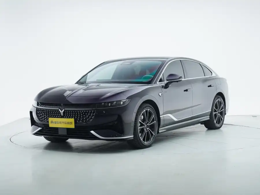Voyah Passion PHEV Long Range 4WD Flagship