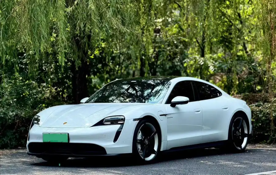 Porsche Taycan Taycan