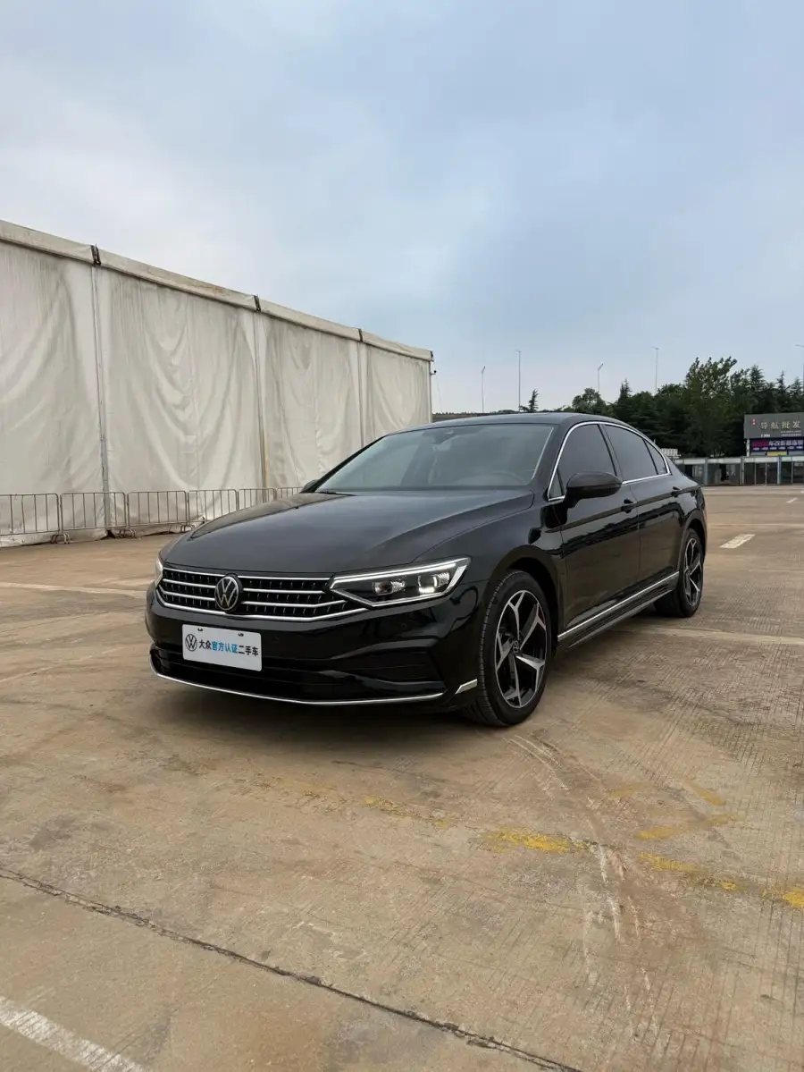 Volkswagen Magotan 380TSI DSG Luxury