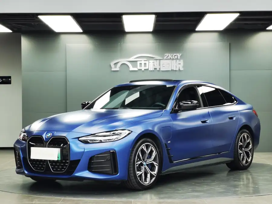 BMW i4 eDrive40