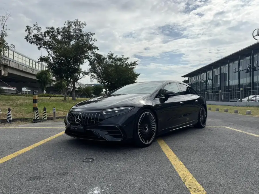 Mercedes-Benz EQS AMG