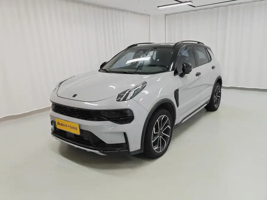 Lynk & Co 01 EM-F PM