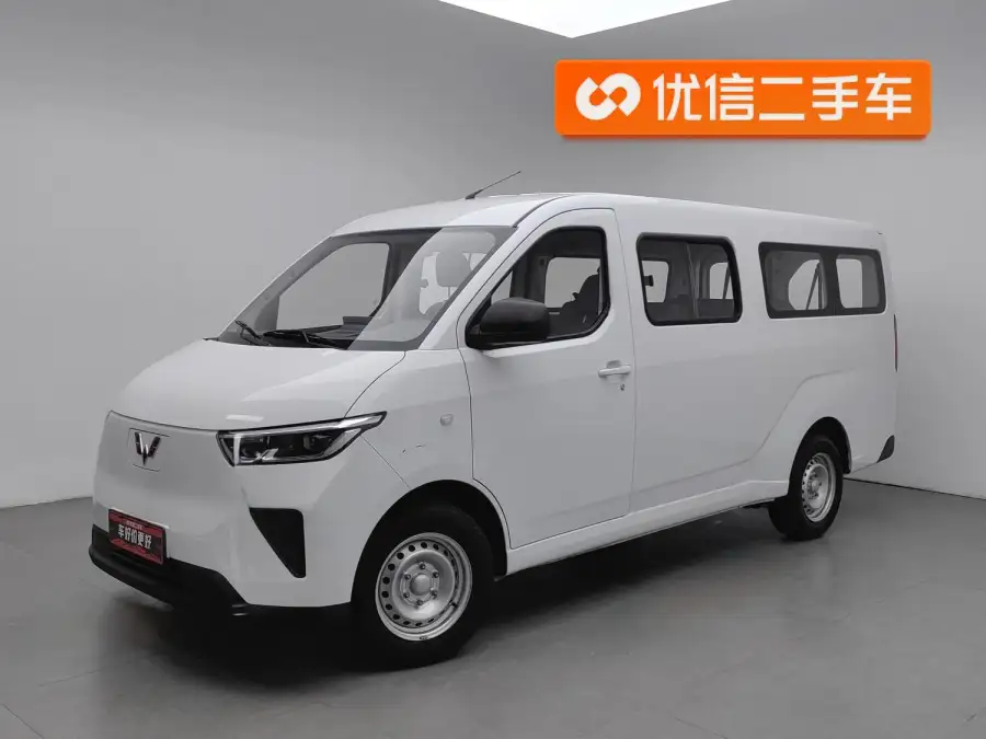 Wuling Yangguang 300km Comfort 75kW