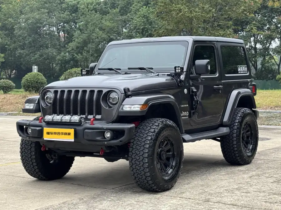 Jeep Wrangler 2.0T Sahara