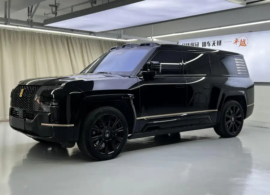 Yangwang U8L