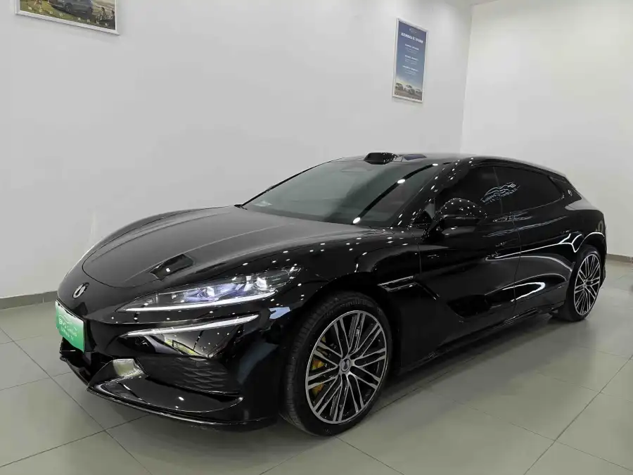 Denza Z9GT EV Flagship