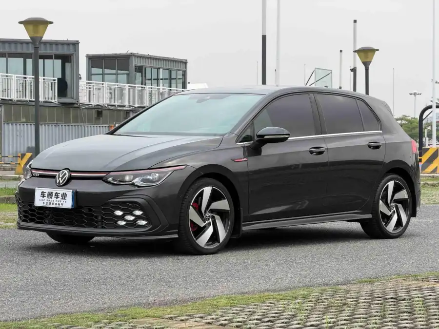 Volkswagen Golf GTI 380TSI DSG GTI