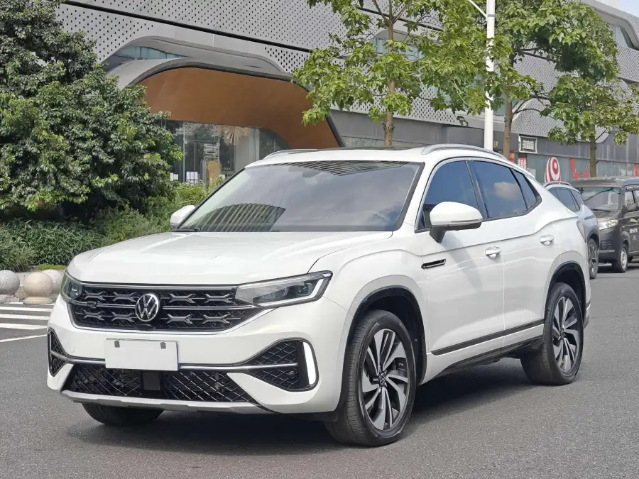 Volkswagen Tayron X 330TSI 2WD