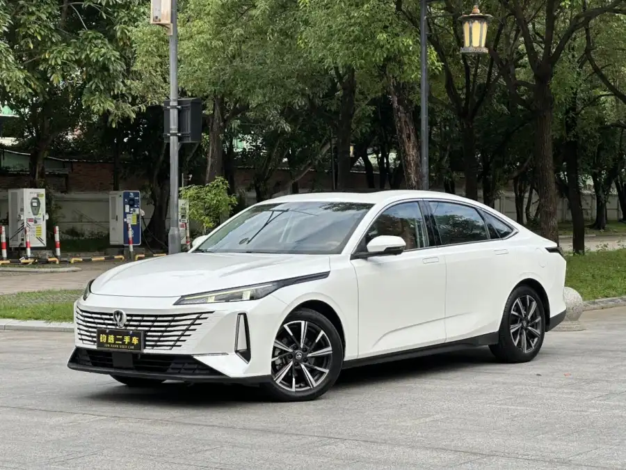 Changan Eado 1.5T DCT Flagship