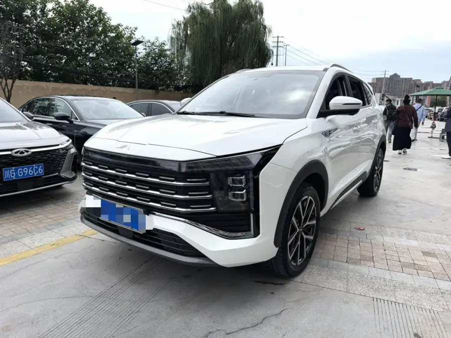 JAC Motors X8 PLUS 1.5TGDI DCT Smart 7