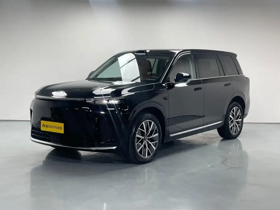 GAC Trumpchi Xiangwang S9 Ultra 6 мест