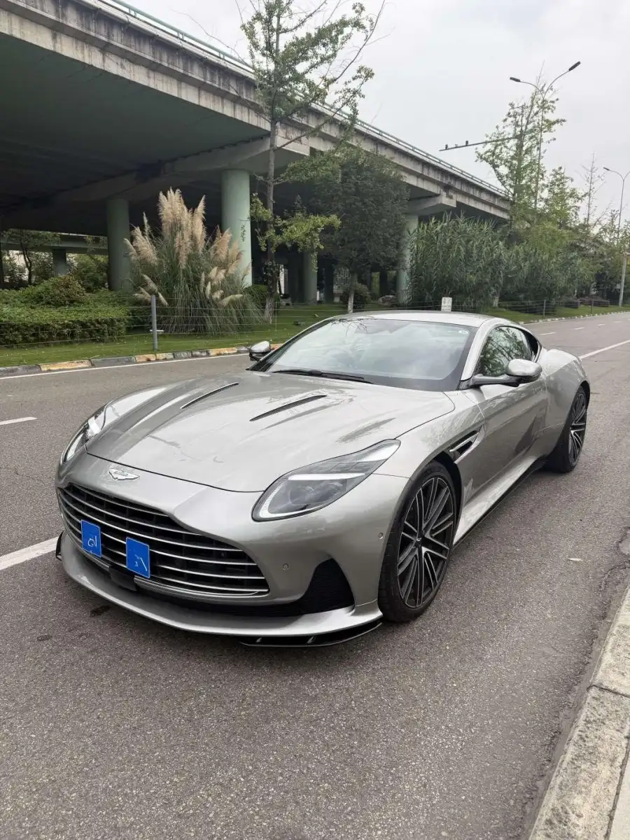 Aston Martin DB12 4.0T V8 Coupe