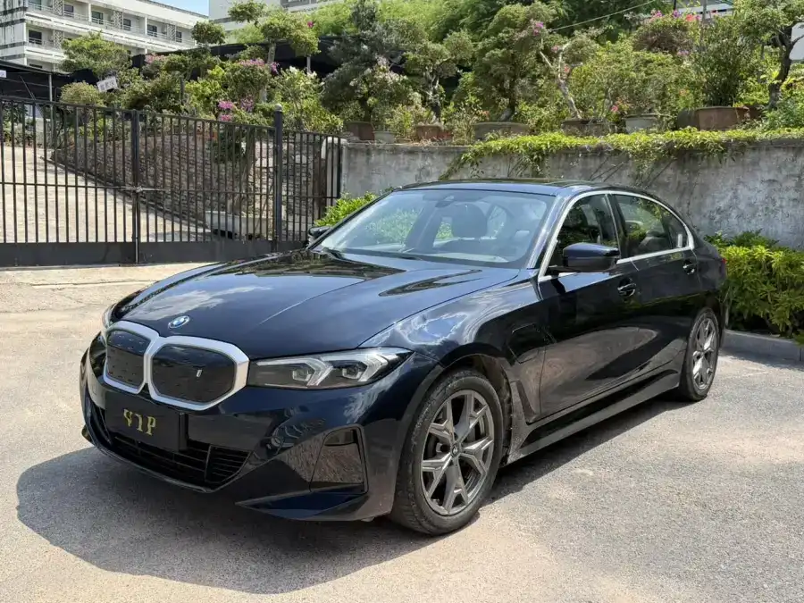 BMW i3 eDrive35L