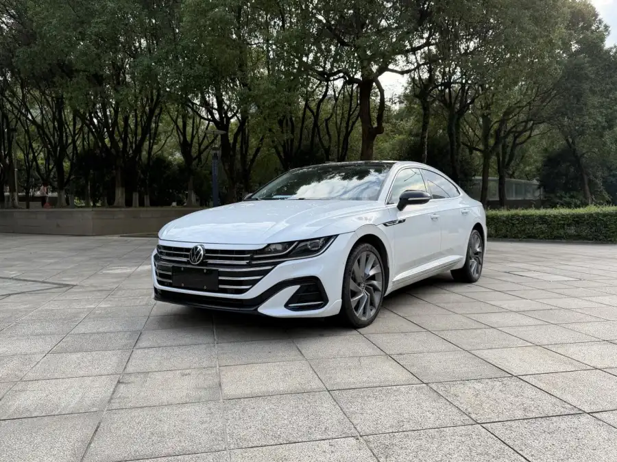 Volkswagen CC 380TSI