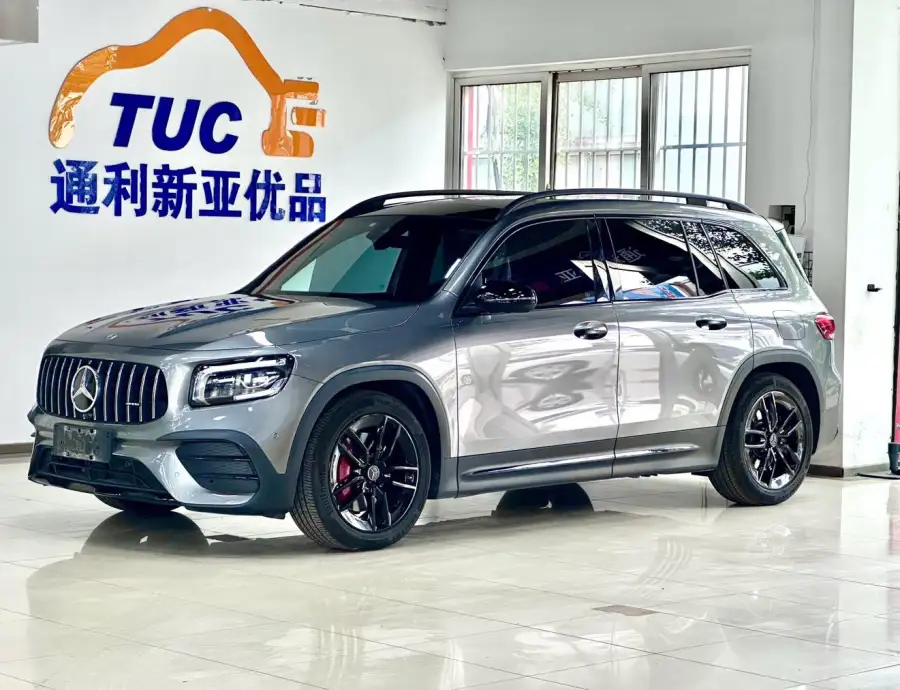 Mercedes-Benz GLB AMG AMG GLB 35 4MATIC