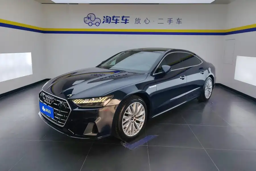 Audi A7L 45 TFSI S-line