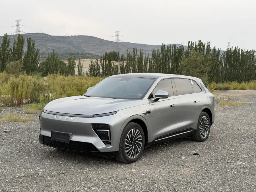Exeed Sterra ET Pro 4WD
