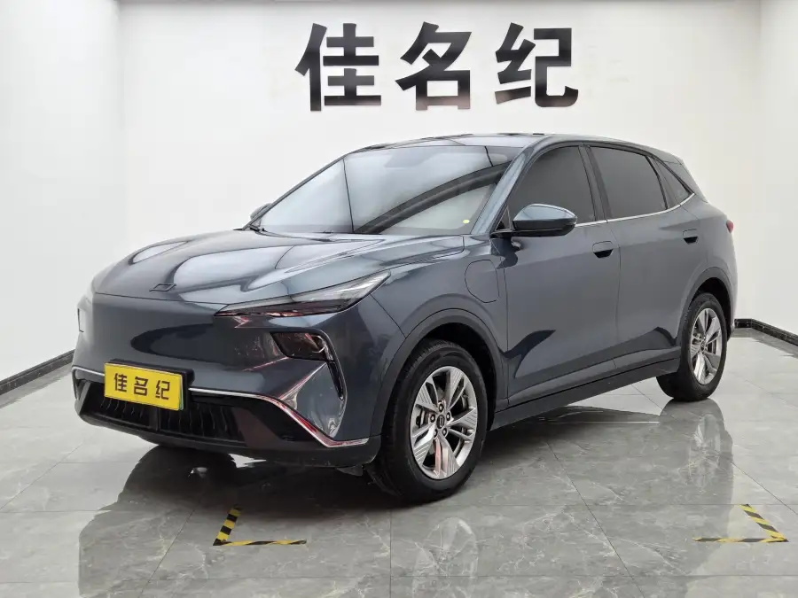 Bestune Yueyi 03 445km
