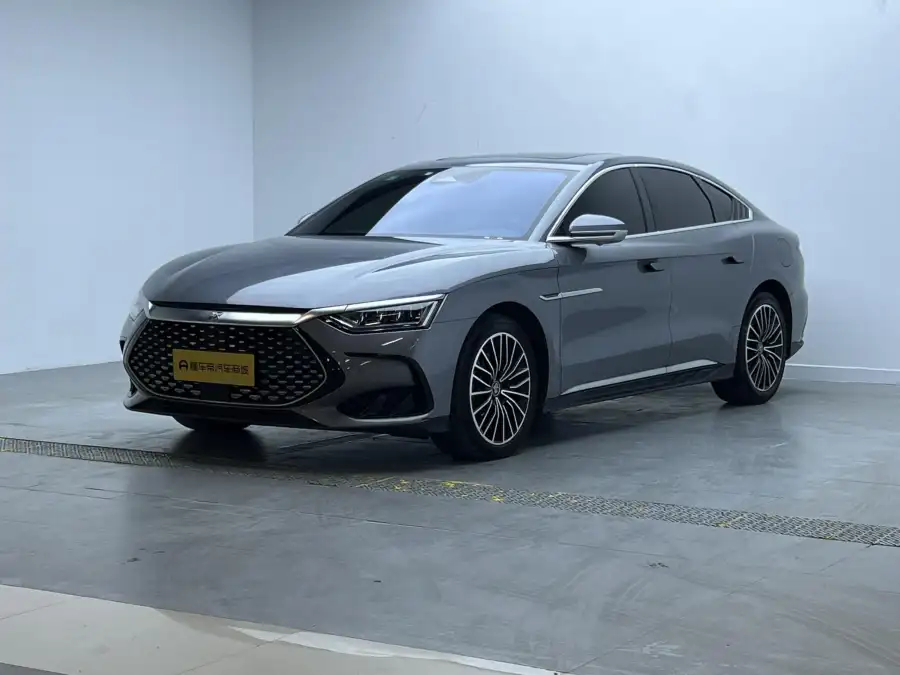 BYD Han DM DM-i 121KM