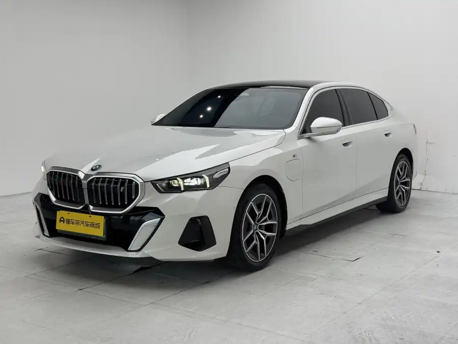 BMW i5 eDrive35L M