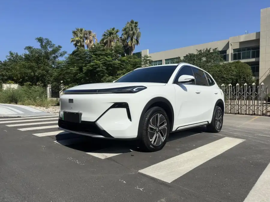 Geely Galaxy Starship 7 EM-i 55KM