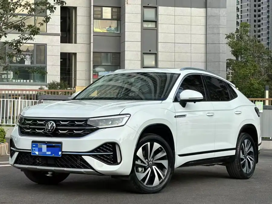 Volkswagen Tayron X 330TSI 2WD