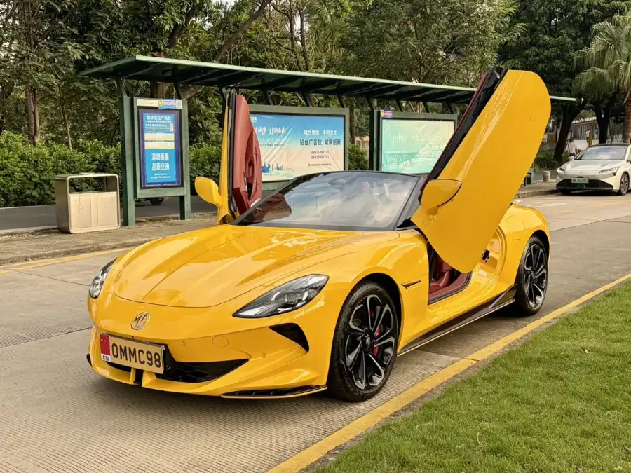 MG Cyberster 520km 4WD