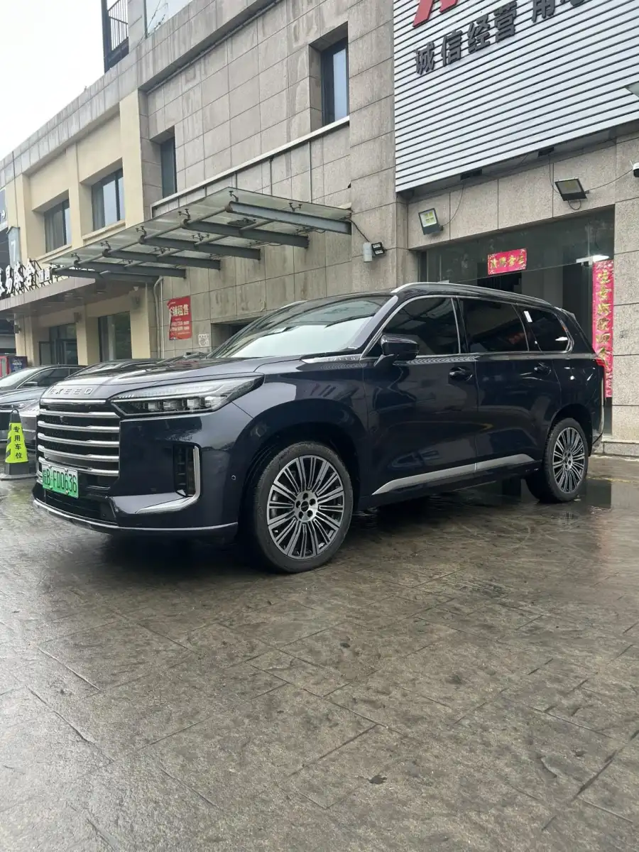 Exeed Lanyue C-DM