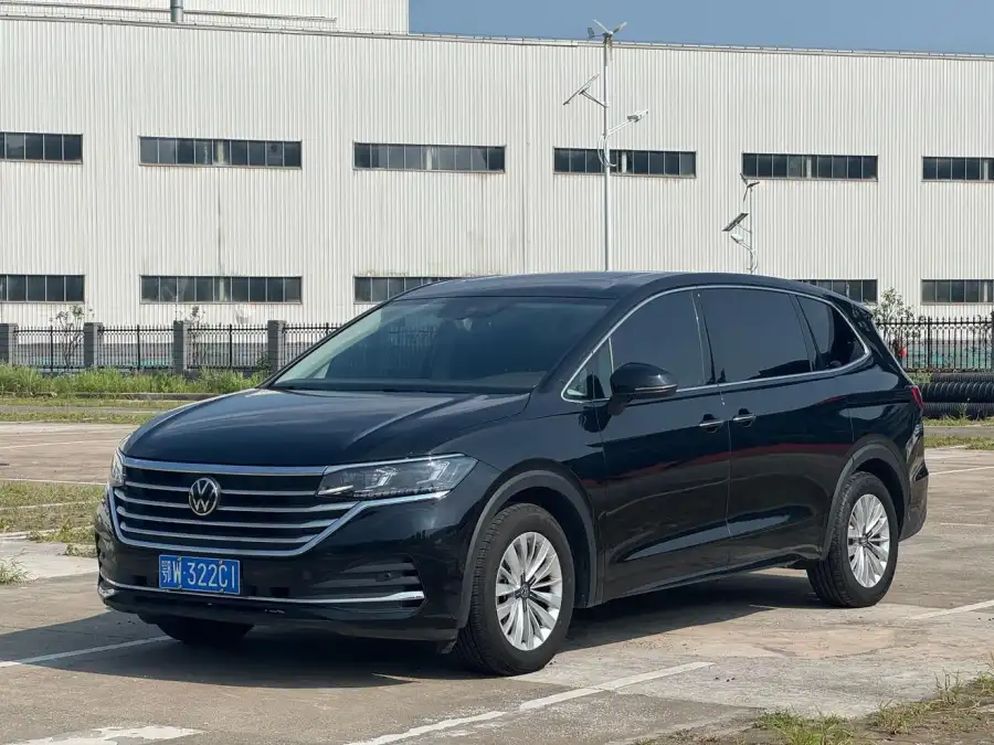 Volkswagen Viloran 330TSI