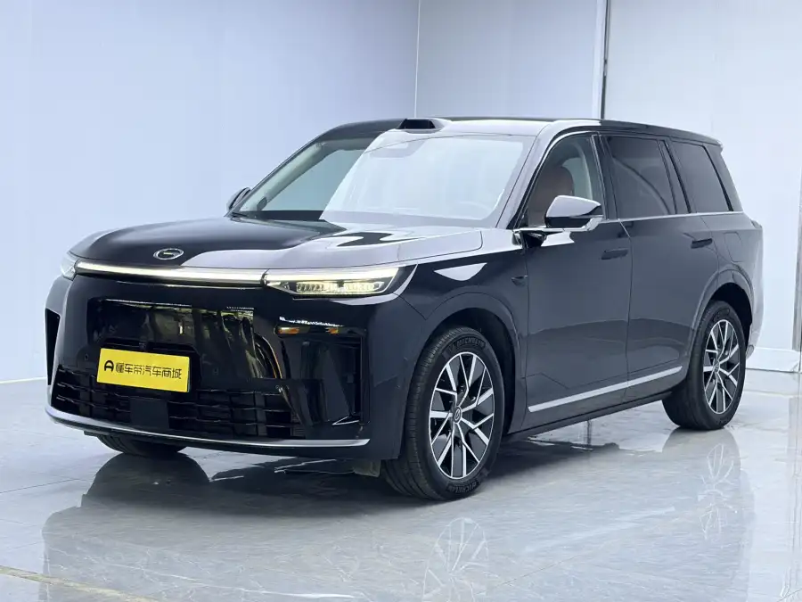 GAC Trumpchi Xiangwang S9 Ultra 6 мест