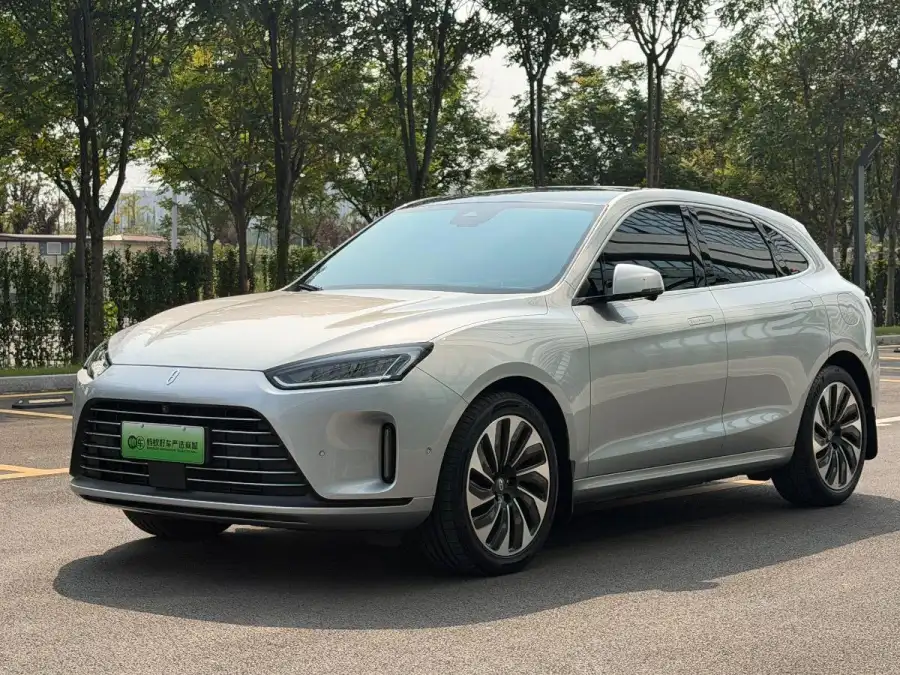 Aito M5 4WD Performance