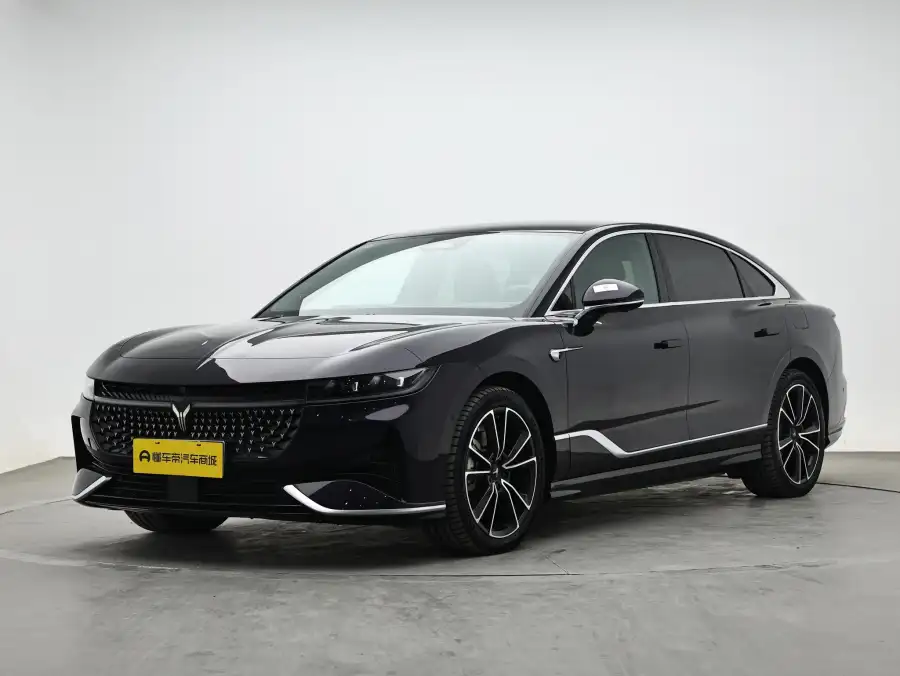 Voyah Passion PHEV Long Range 4WD Flagship