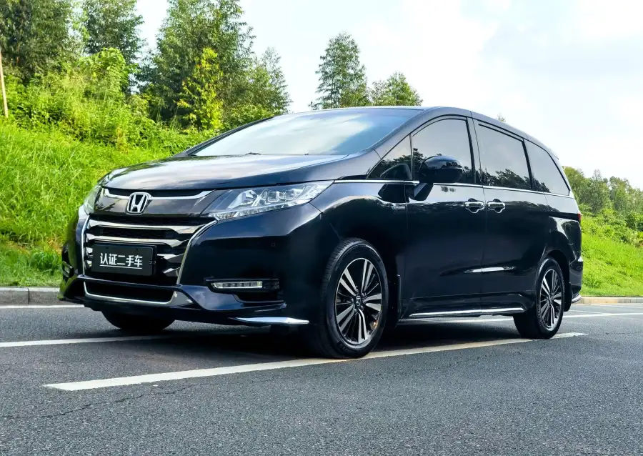 Honda Odyssey 2.0L ·