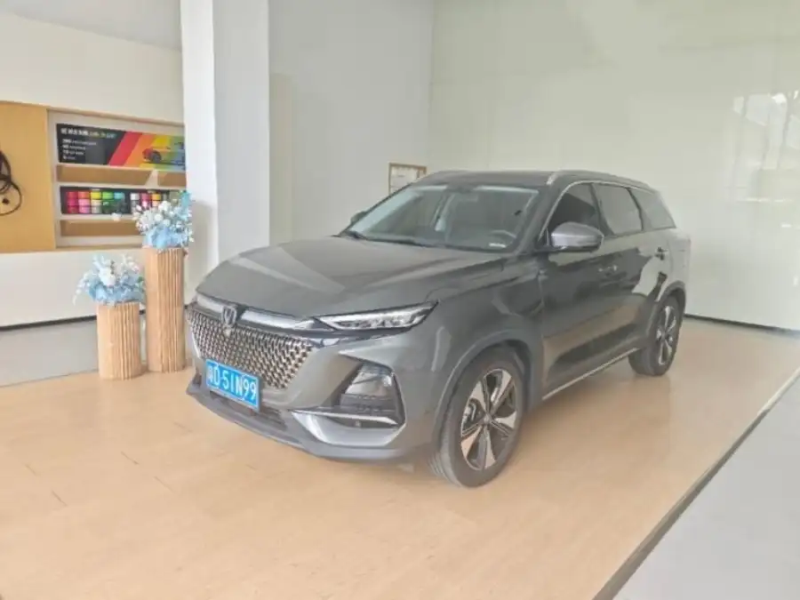 Changan X7 PLUS 1.5T DCT 7 мест