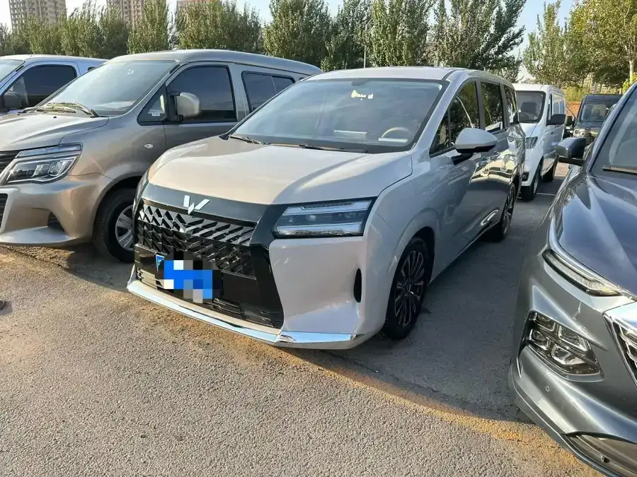 Wuling Starlight 730 1.5T CVT Elite