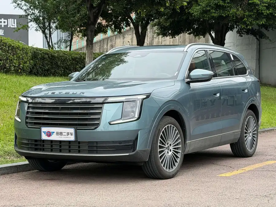 Jetour X70L 2.0TD 8AT Flagship