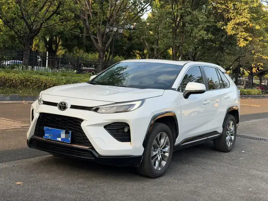 Toyota Wildlander 2.0L 2WD