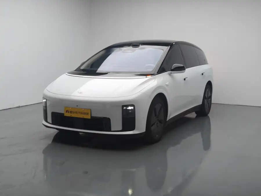 Li Auto i8 Standard