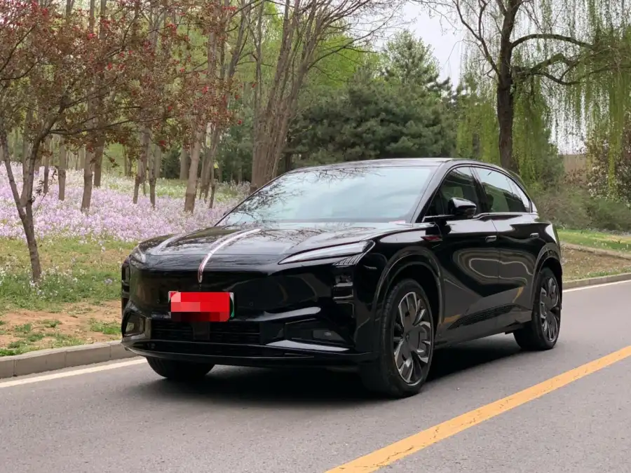 Hongqi Tiangong 08 680 Ultra 4WD