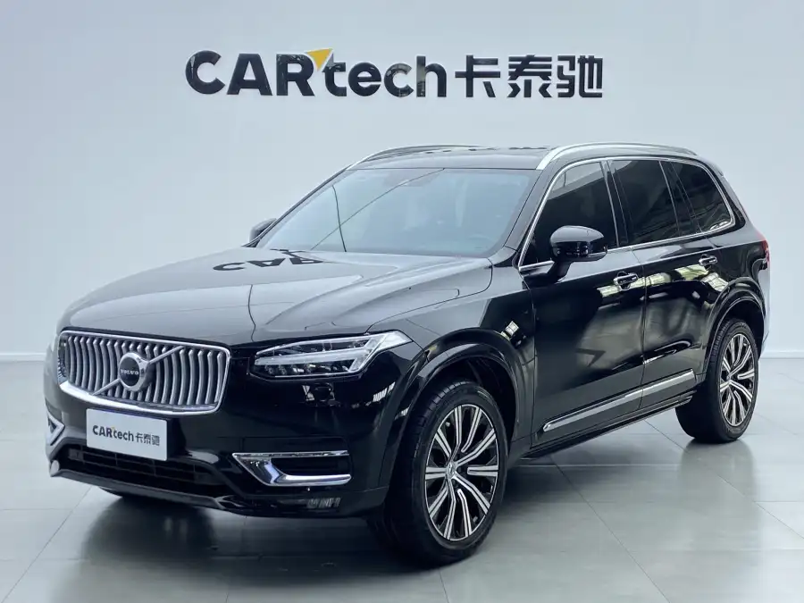 Volvo XC90 B6 Luxury 7 мест