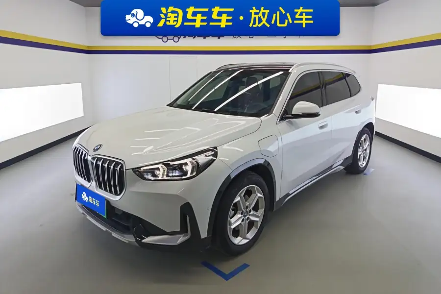 BMW iX1 eDrive25L X