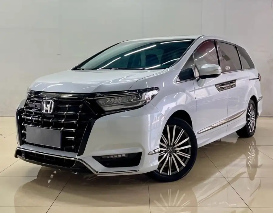 Honda Elysion 2.0L e:HEV