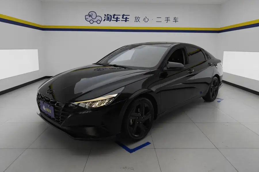 Hyundai Elantra 1.5L CVT LUX