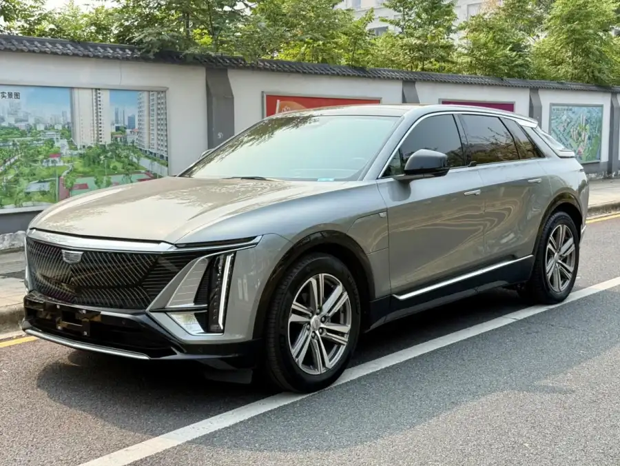 Cadillac IQ Lyriq RWD Long Range Premium